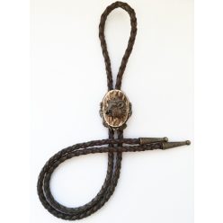   Cravată Americană Bolo Tie din Metal cu Motiv Cap de Mistreț
