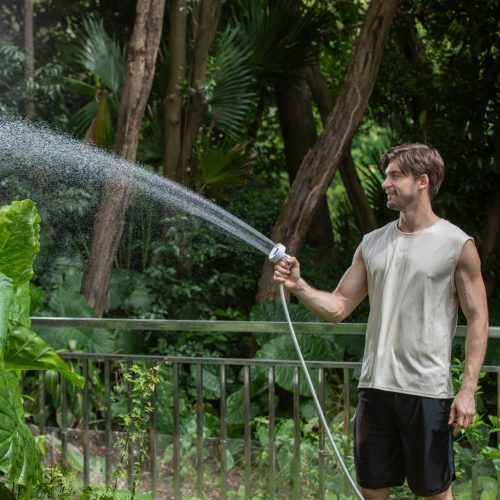 Duș portabil reîncărcabil Flextail Max Shower pentru camping, IPX7, 3 l/min, alb